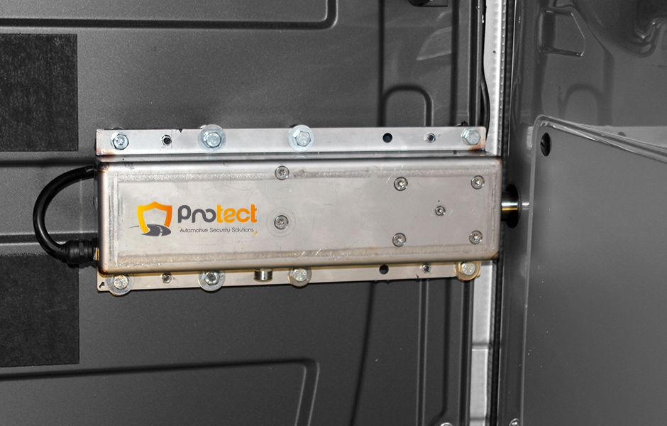 Limolock_slide - M-protect - Secure load space - Secure cargo - Secure van